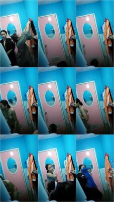 Mahasiswi KKN mandi 2